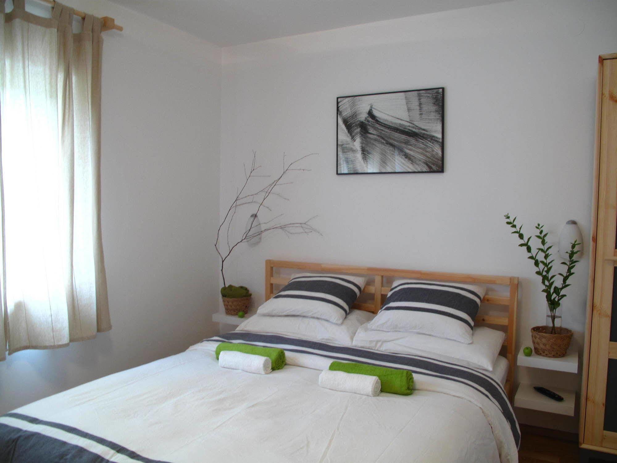Guesthouse Bor Plitvice Lakes Plitvicka Jezera Bagian luar foto