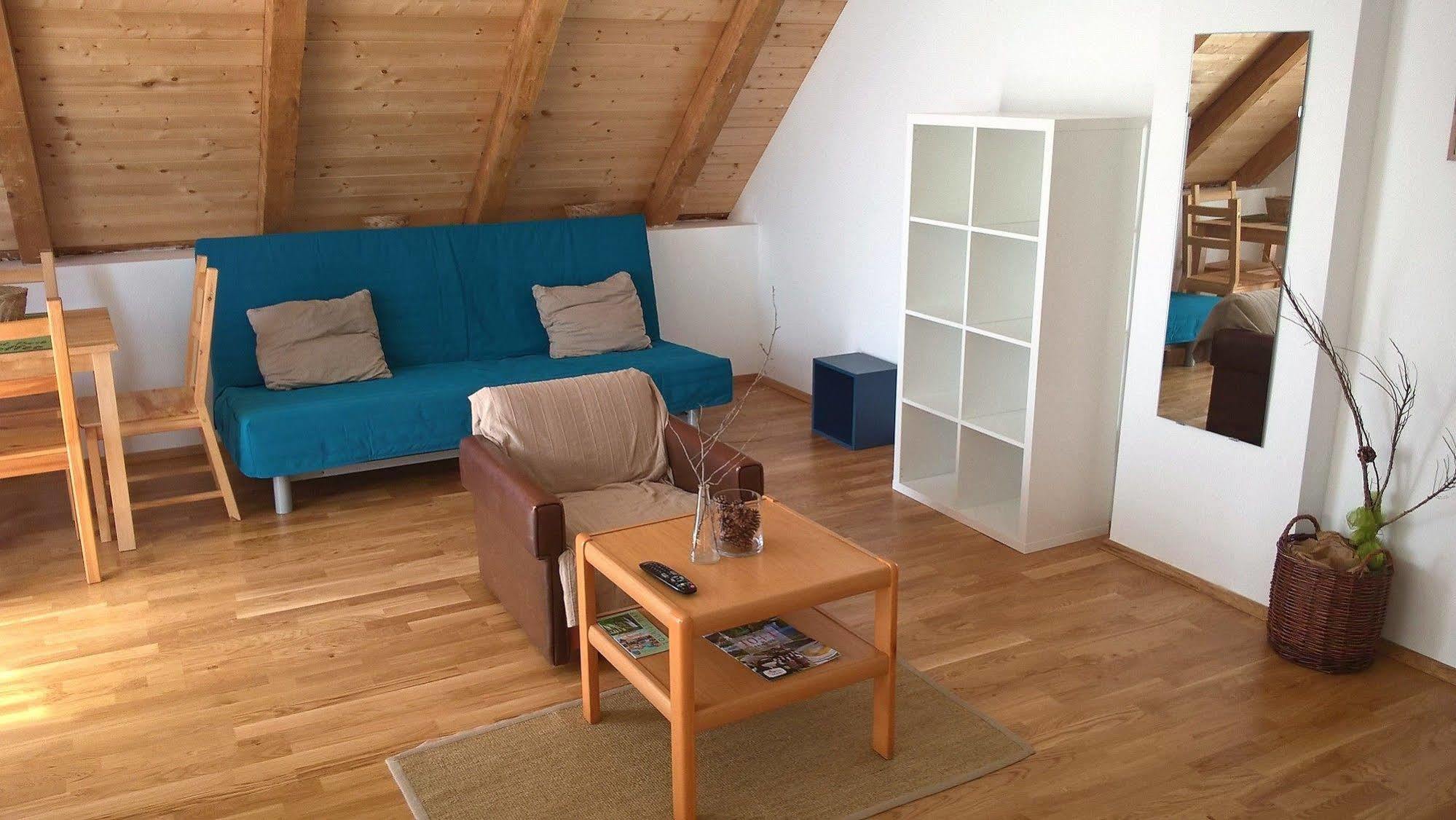 Guesthouse Bor Plitvice Lakes Plitvicka Jezera Bagian luar foto