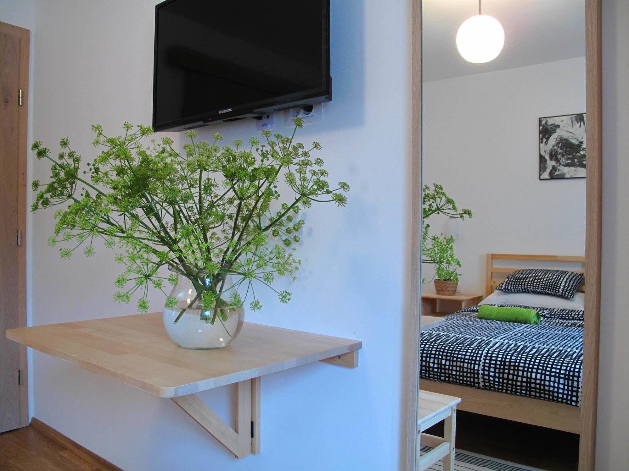 Guesthouse Bor Plitvice Lakes Plitvicka Jezera Bagian luar foto